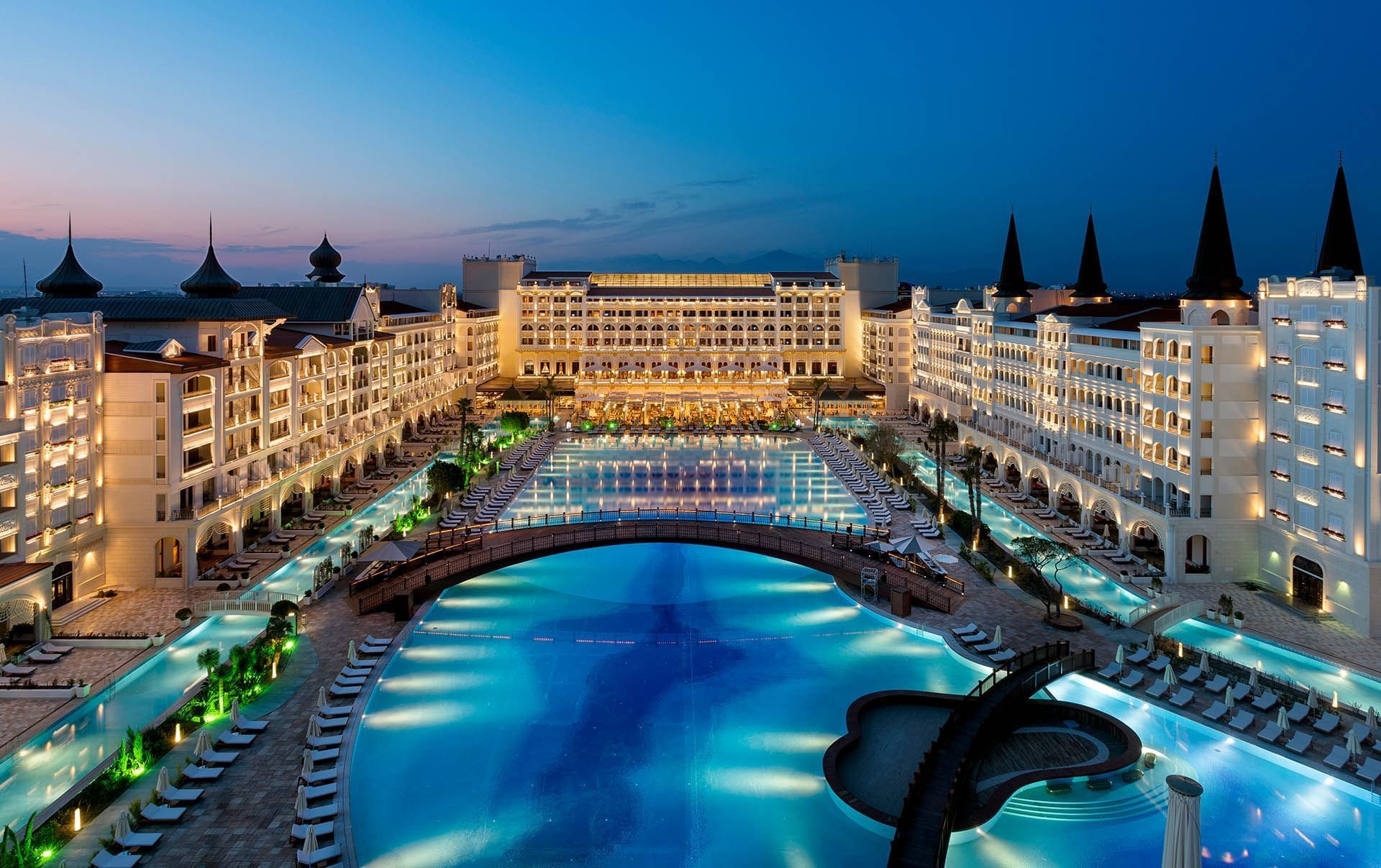 Titanic Mardan Palace 5 UAI Aksu